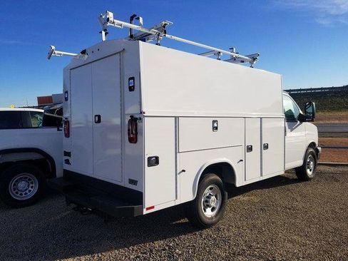 New 2025 Chevrolet Express 3500 w/ Power Convenience Package image 5