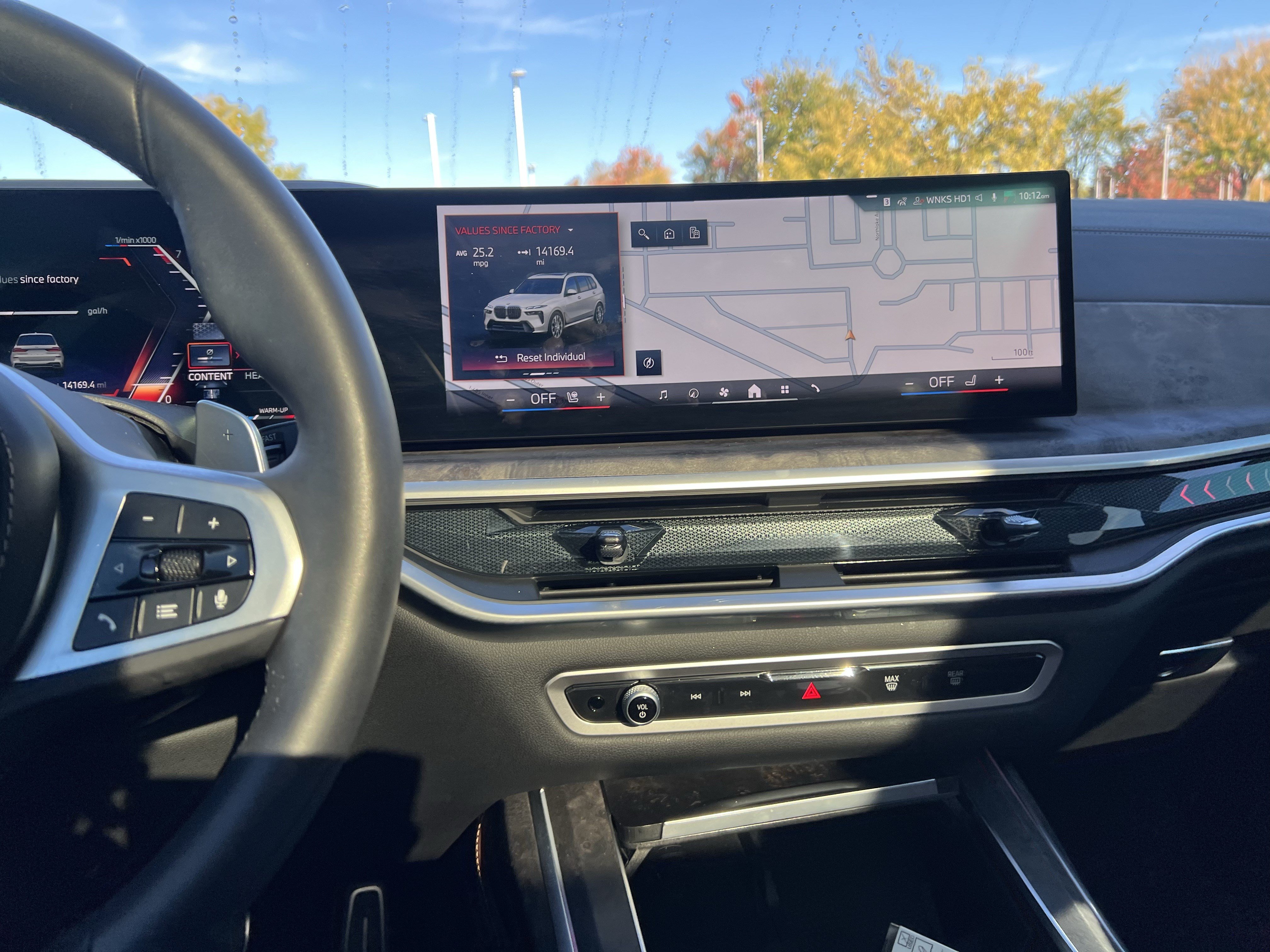 Certified 2026 BMW X7 xDrive40i w/ M Sport Package AWD/4WD image 18