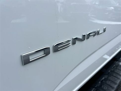 Used 2022 GMC Canyon Denali image 31