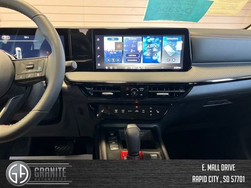 New 2026 Nissan Kicks SR w/ SR Premium Package AWD/4WD image 19