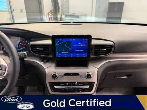 Certified 2024 Ford Explorer XLT w/ Equipment Group 202A AWD/4WD image 15