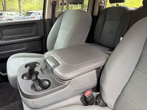 Used 2019 RAM 1500 Express AWD/4WD image 21
