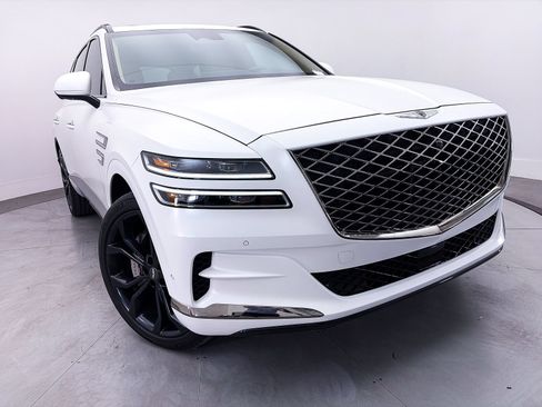 Used 2024 Genesis GV80 3.5T Prestige Signature AWD/4WD image 3