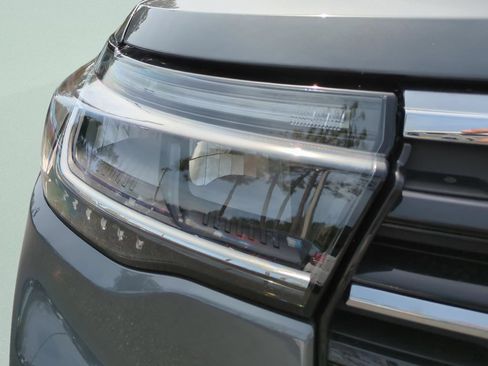 Used 2026 Ford Explorer Active w/ Active Comfort Package AWD/4WD image 26