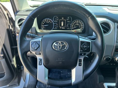 Used 2021 Toyota Tundra Limited w/ Limited Premium Package AWD/4WD image 13