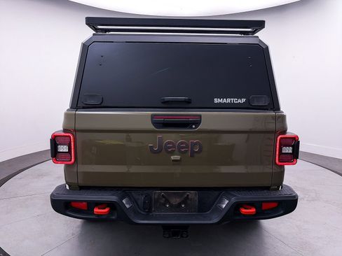 Used 2025 Jeep Gladiator Mojave w/ Convenience Group image 16