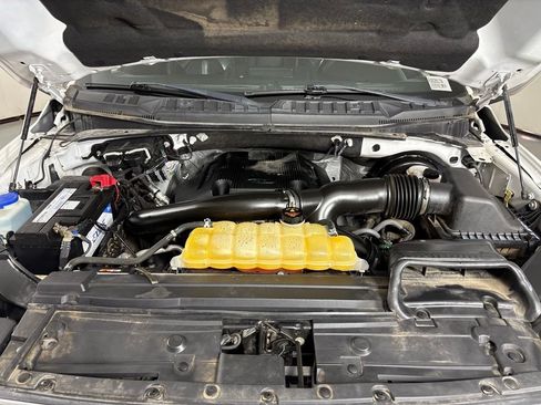 Used 2018 Ford F150 Platinum w/ Equipment Group 701A Luxury RWD image 47