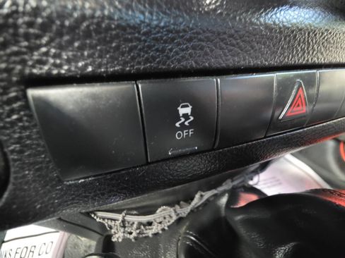 Used 2015 Jeep Wrangler Sport w/ Quick Order Package 23S AWD/4WD image 46