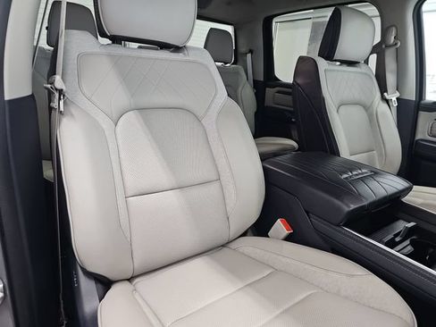 Used 2023 RAM 1500 Limited AWD/4WD image 29