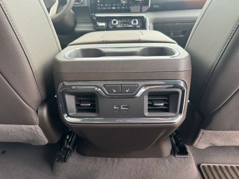 Used 2026 GMC Sierra 1500 Denali AWD/4WD image 13