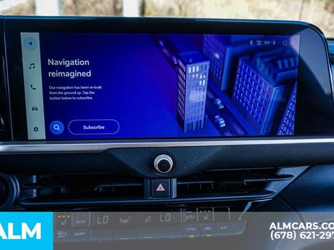 Used 2023 Toyota Crown XLE image 35