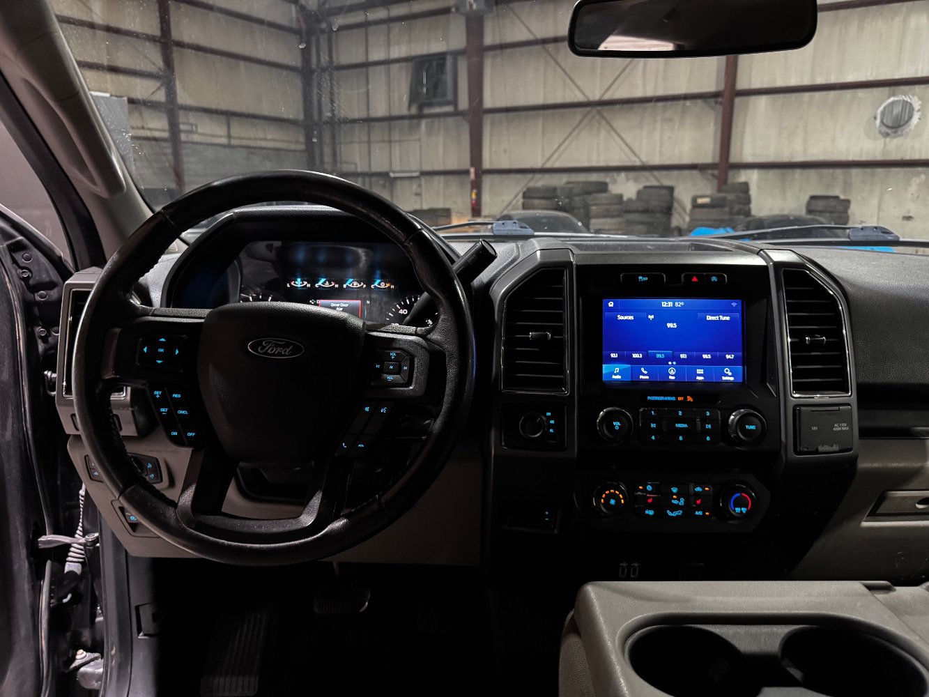 Used 2020 Ford F150 XLT w/ Equipment Group 302A Luxury AWD/4WD image 29
