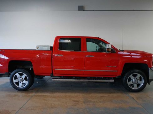 Used 2019 Chevrolet Silverado 2500 LTZ w/ Duramax Plus Package image 5