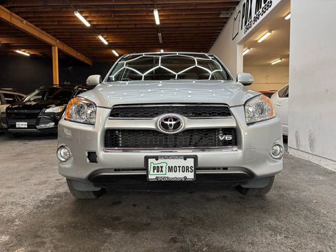 Used 2009 Toyota RAV4 Limited AWD/4WD image 3