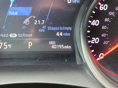 Used 2022 Toyota Camry XSE w/ Navigation Package image 3