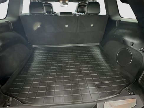 Used 2018 Jeep Grand Cherokee High Altitude image 25