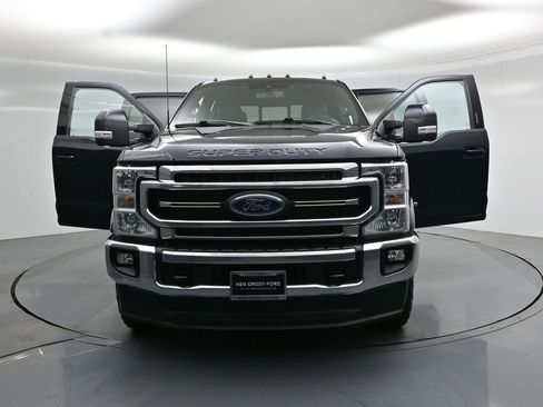 Certified 2022 Ford F350 Lariat w/ Lariat Value Package AWD/4WD image 31
