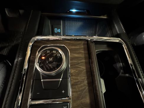 Used 2020 Ford Expedition Platinum image 29