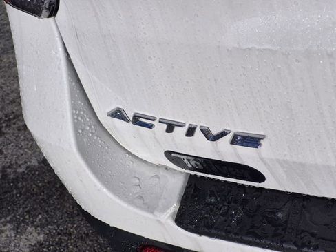 New 2026 Ford Explorer Active w/ Active Comfort Package image 9