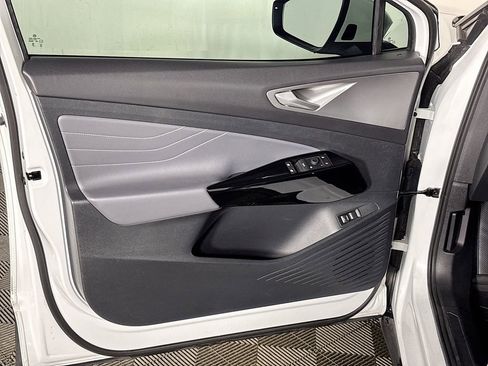 Used 2023 Volkswagen ID.4 Pro S image 11