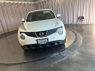 Used 2014 Nissan Juke S FWD video 2