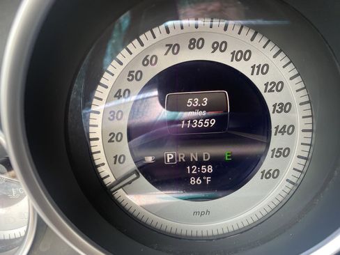 Used 2013 Mercedes-Benz C 300 Sport image 7