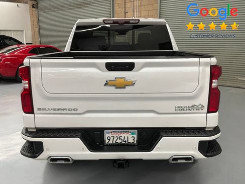 Used 2022 Chevrolet Silverado 1500 High Country w/ High Country Premium Package AWD/4WD image 6