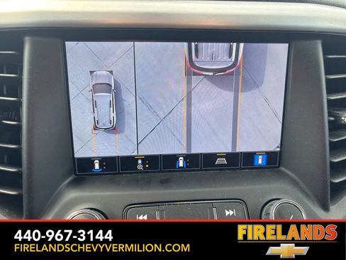 Used 2023 GMC Acadia SLT w/ Technology Package image 24