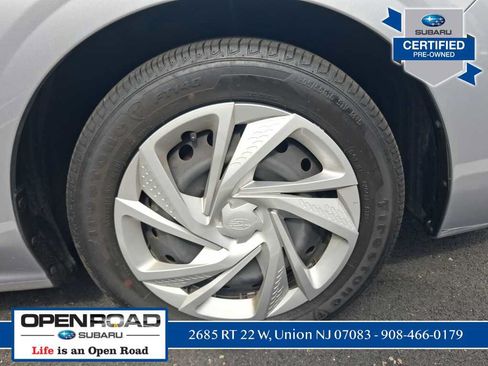 Certified 2024 Subaru Impreza 2.0i AWD/4WD image 9