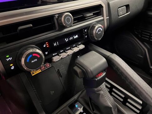 Used 2025 Toyota 4Runner TRD Off-Road Premium image 28