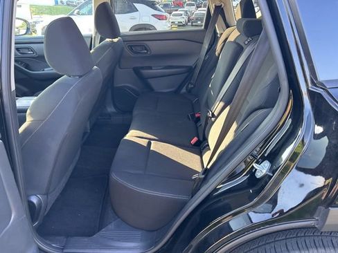 Used 2024 Nissan Rogue S FWD image 6