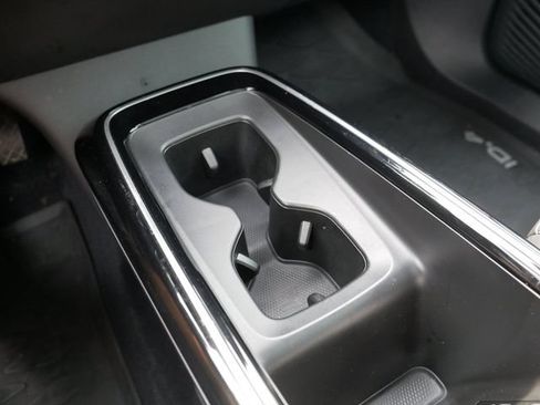 Certified 2023 Volkswagen ID.4 Pro S AWD/4WD image 35