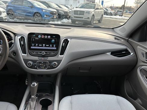 Used 2016 Chevrolet Malibu LT w/ Driver Confidence Package image 20