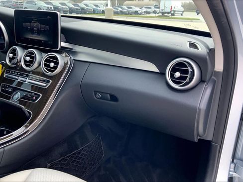 Used 2016 Mercedes-Benz C 300 C 300 image 17