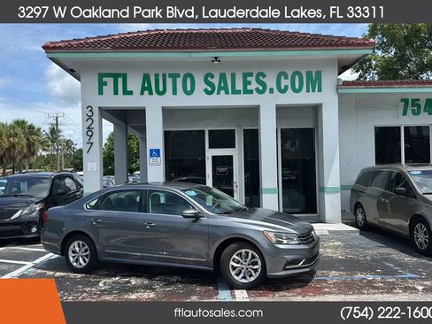 Used 2017 Volkswagen Passat 1.8T S FWD image 1