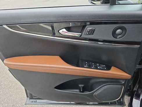 Used 2023 Lincoln Nautilus Reserve w/ Equipment Group 201A image 19