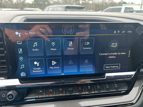 Used 2023 Chevrolet Silverado 1500 ZR2 w/ Technology Package image 15