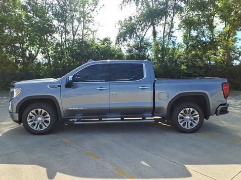 Used 2021 GMC Sierra 1500 Denali w/ Driver Alert Package II AWD/4WD image 2