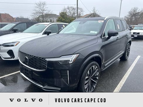Used 2026 Volvo XC90 B6 Plus image 1