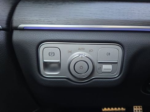 New 2026 Mercedes-Benz GLS 450 4MATIC image 22