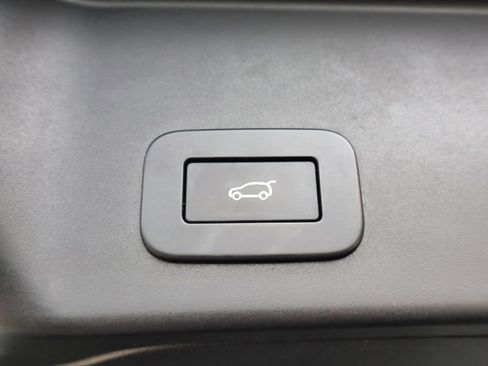 Used 2023 Land Rover Range Rover Evoque R-Dynamic SE AWD/4WD image 54