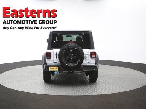 Used 2023 Jeep Wrangler Unlimited w/ Cold Weather Group AWD/4WD image 35