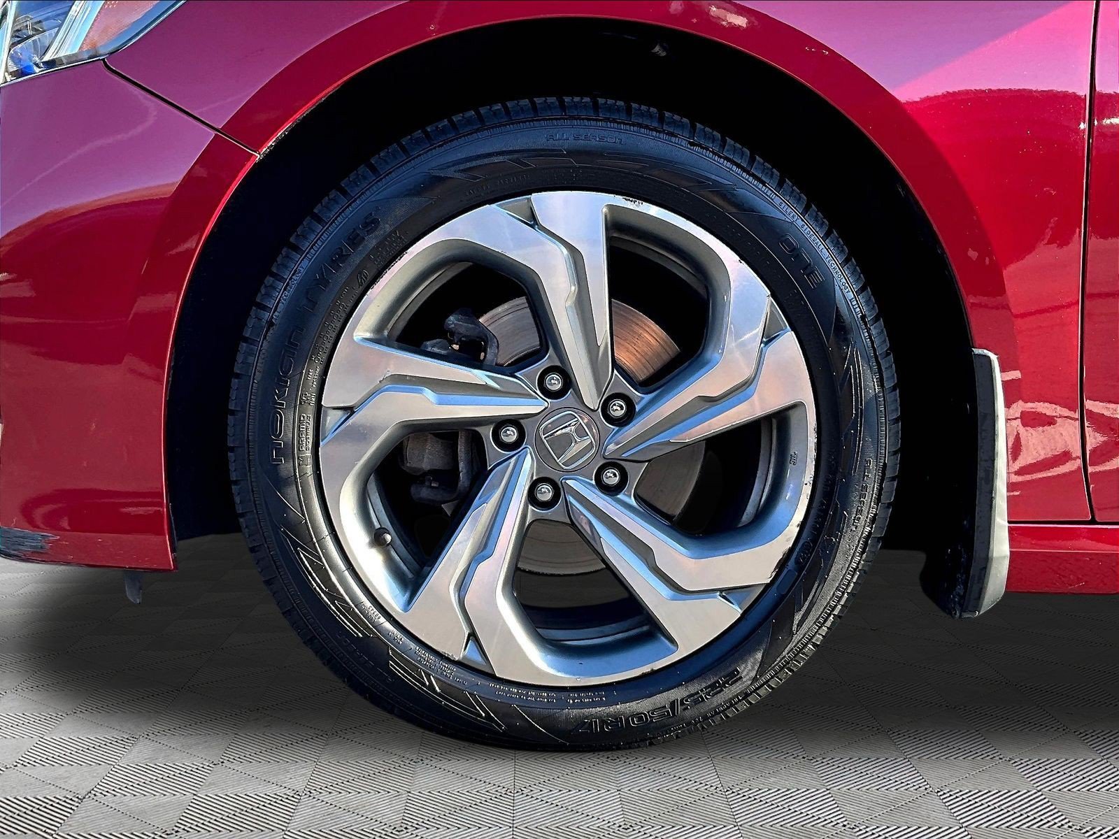 Used 2018 Honda Accord EX-L image 34