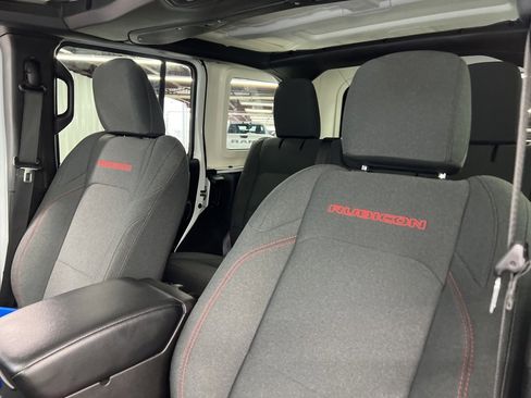 Used 2024 Jeep Wrangler Unlimited Rubicon image 14