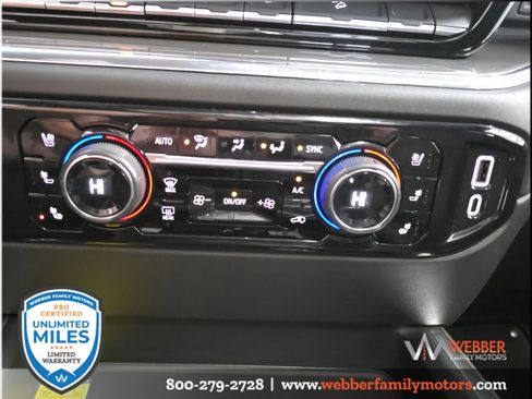 Used 2024 Chevrolet Silverado 3500 High Country w/ High Country Premium Package AWD/4WD image 26