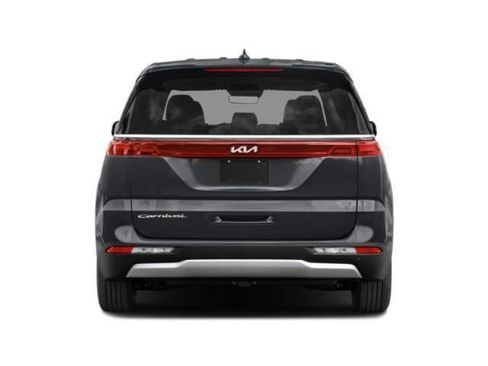 Used 2022 Kia Carnival LX FWD image 5