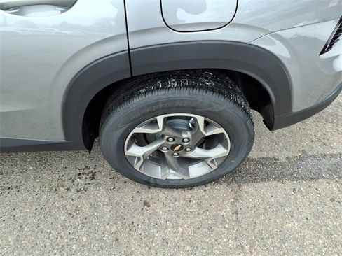 New 2026 Chevrolet Trax LT w/ LT Convenience Package image 21