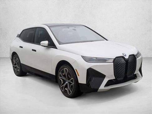 Used 2024 BMW iX xDrive50 w/ Sport Package image 3