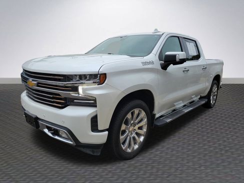 Used 2022 Chevrolet Silverado 1500 High Country image 3