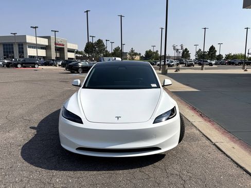 Used 2025 Tesla Model 3 Long Range AWD/4WD image 3